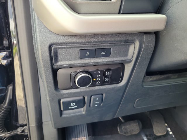 Used 2023 Black Ford XLT image 21