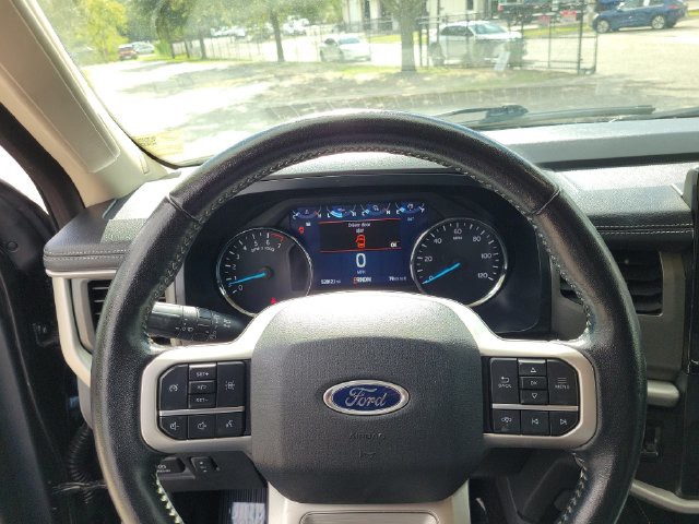 Used 2023 Black Ford XLT image 24