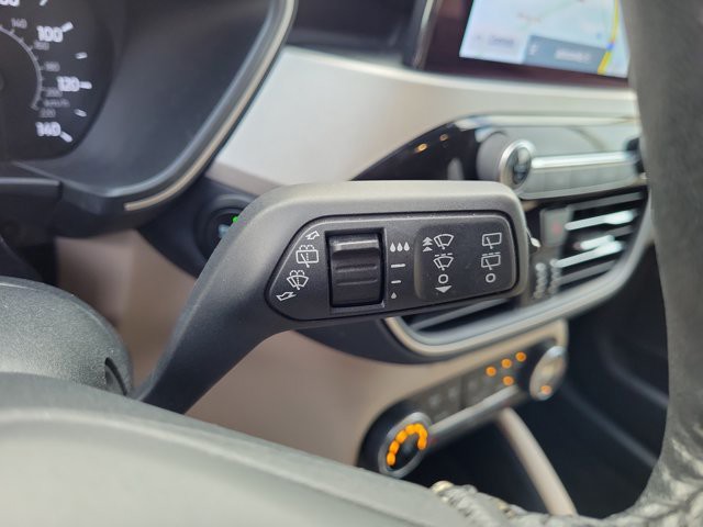 Used 2020 White Ford SEL image 27