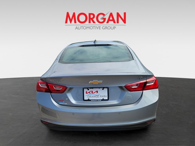 Used 2024 Gray Chevrolet LT image 9