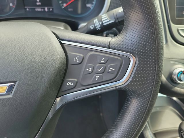 Used 2024 Gray Chevrolet LT image 17