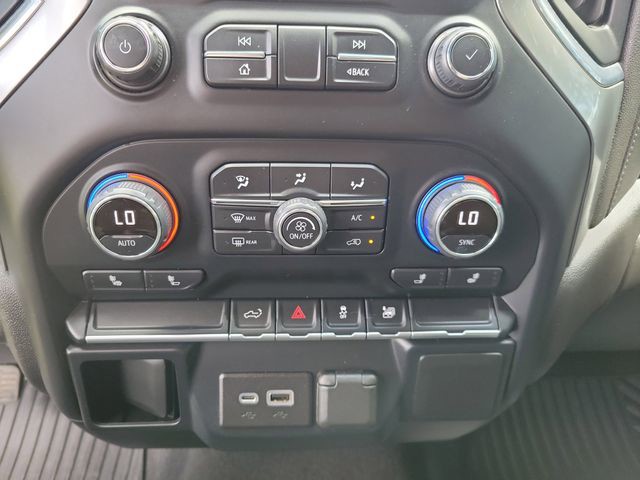 Used 2022 Blue Chevrolet RST image 31