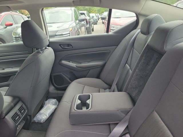 New 2026 White Nissan 2.5 SV image 10