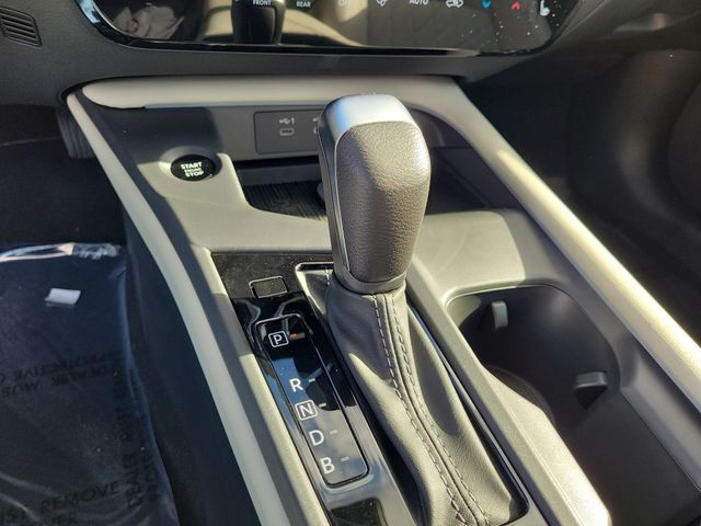 New 2027 White Nissan SL image 30
