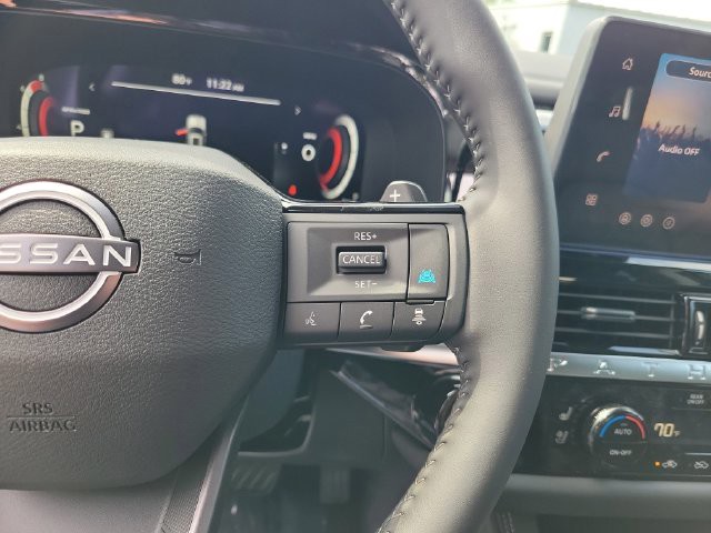 New 2026 White Nissan Platinum image 12