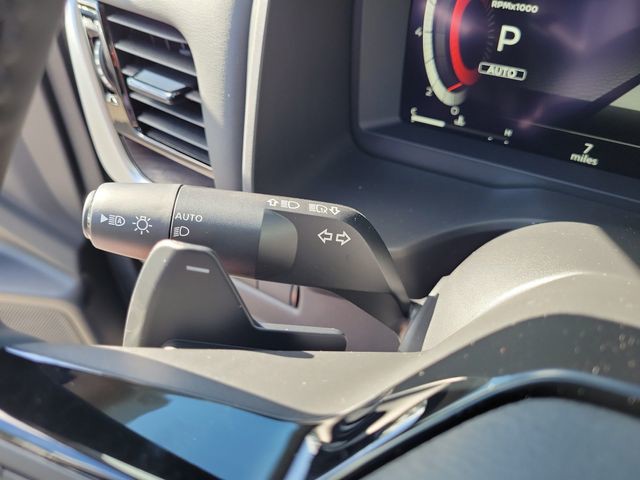 New 2026 Gray Nissan Platinum image 25