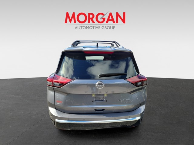 New 2026 Gray Nissan Platinum image 7