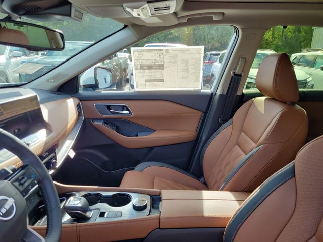 New 2026 White Nissan Platinum image 18