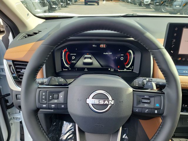 New 2026 White Nissan Platinum image 24