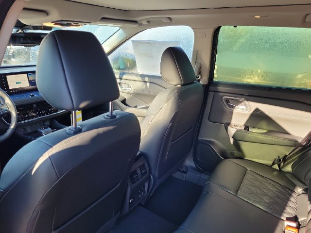 New 2026 Blue Nissan Platinum image 12