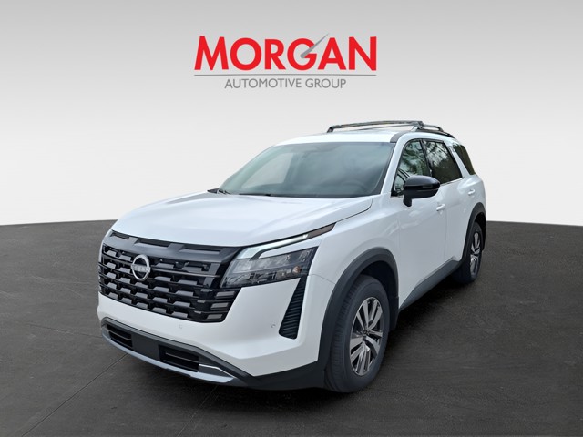 New 2026 White Nissan SL image 4