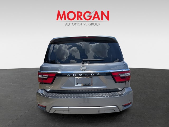 Used 2022 Gray Nissan SV image 9