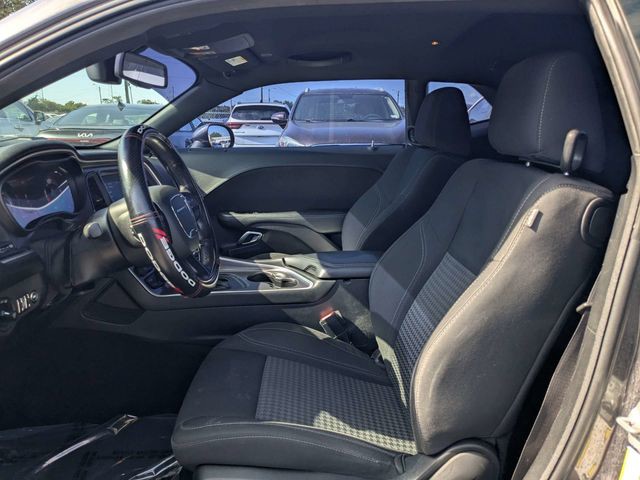 Used 2020 Gray Dodge SXT image 12