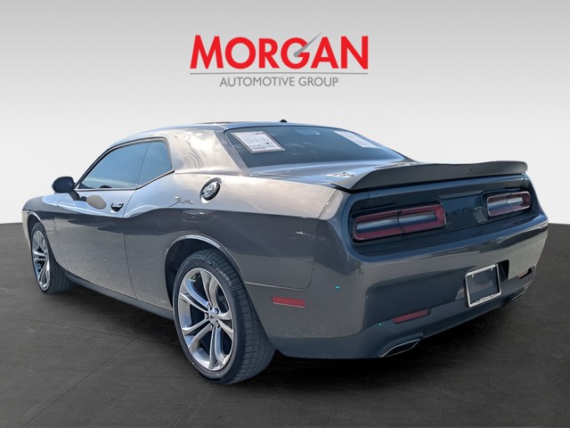 Used 2020 Gray Dodge SXT image 5