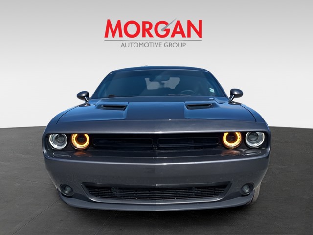Used 2020 Gray Dodge SXT image 8