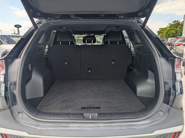 Used 2023 Black Kia X-Line image 12