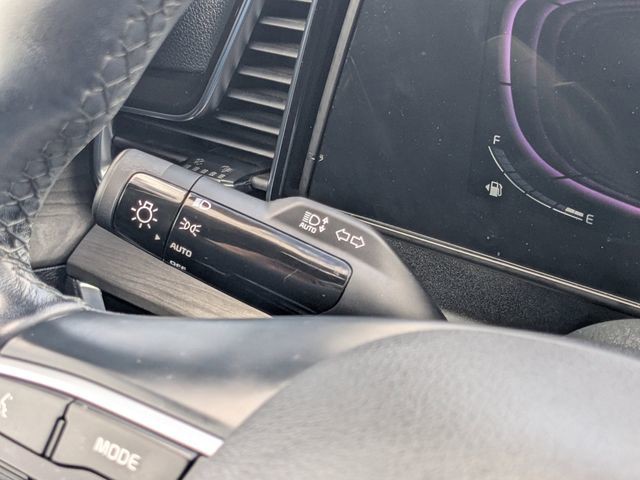 Used 2023 Black Kia X-Line image 26