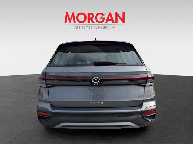 Used 2025 Gray Volkswagen 1.5T S image 4
