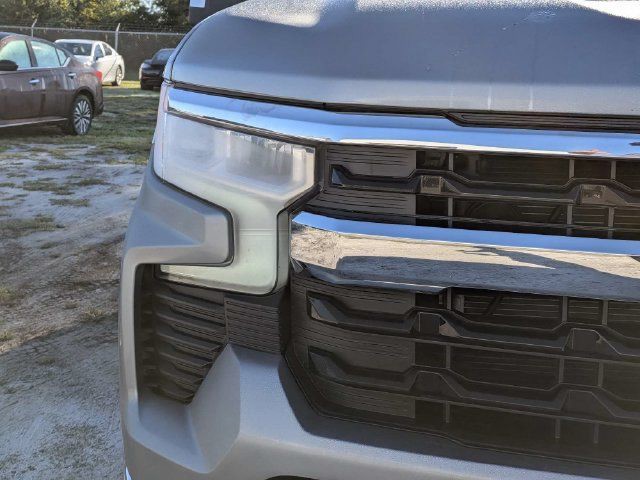 Used 2025 Gray Chevrolet LT image 9