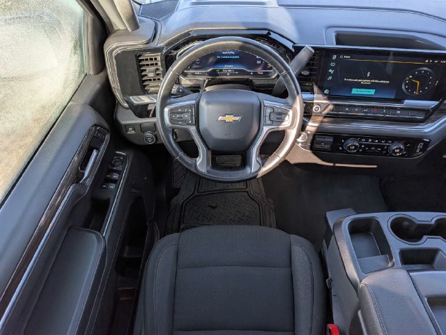 Used 2025 Gray Chevrolet LT image 15