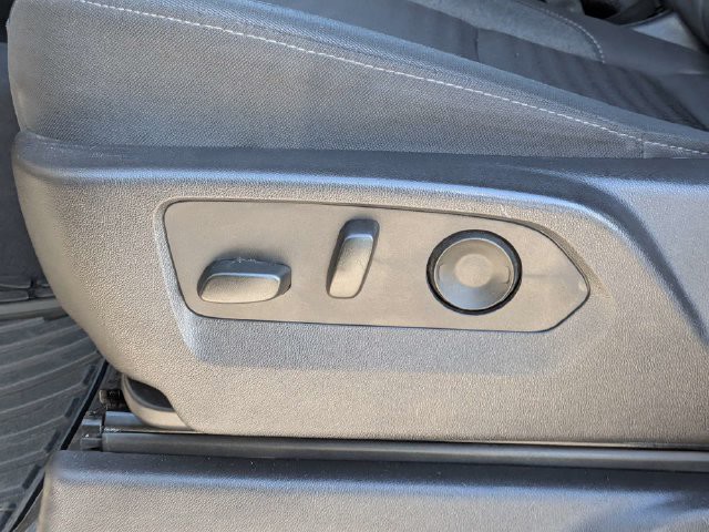 Used 2025 Gray Chevrolet LT image 19