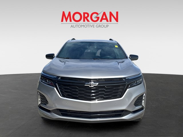 Used 2024 Gray Chevrolet Premier image 3