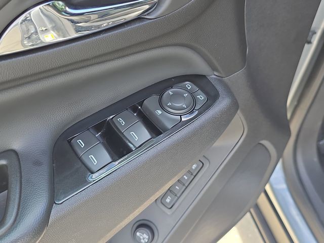 Used 2024 Gray Chevrolet Premier image 20