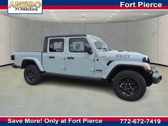 Used 2023  Jeep Willys image 31