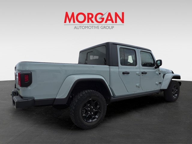 Used 2023  Jeep Willys image 3