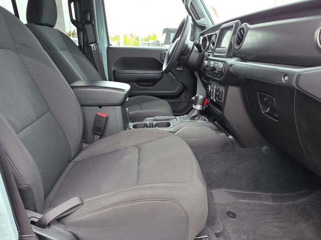 Used 2023  Jeep Willys image 11