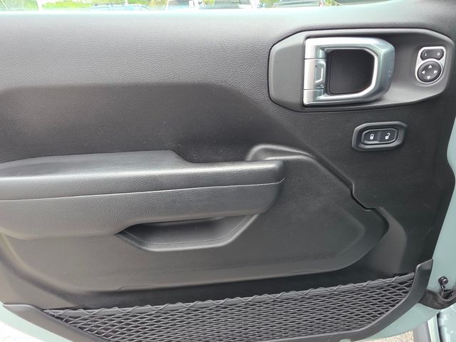 Used 2023  Jeep Willys image 24