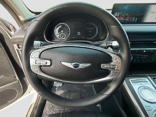 Used 2021 White Genesis 2.5T image 38