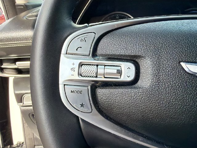 Used 2021 White Genesis 2.5T image 36