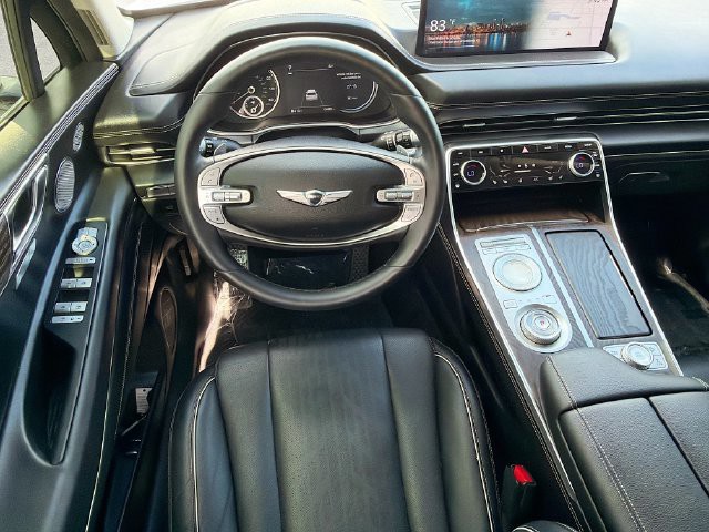 Used 2021 White Genesis 2.5T image 15