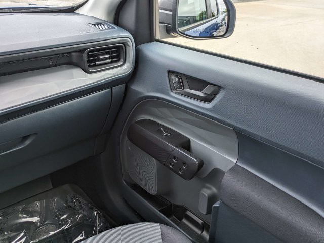 Used 2024 Blue Ford XL image 16