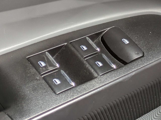 Used 2024 Blue Ford XL image 20