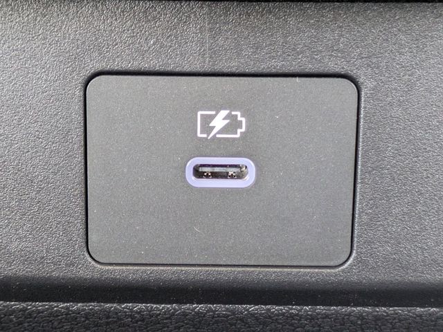 New 2026 White Nissan SR image 20