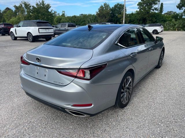 Certified Used 2024 Iridium Lexus ES 350 Luxury image 2