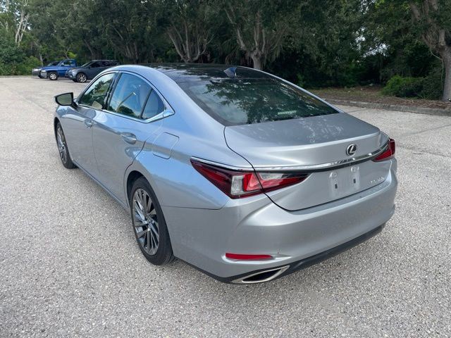 Certified Used 2024 Iridium Lexus ES 350 Luxury image 4