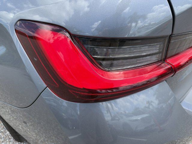 Used 2023 Skyscraper Grey Metallic BMW 330i image 10