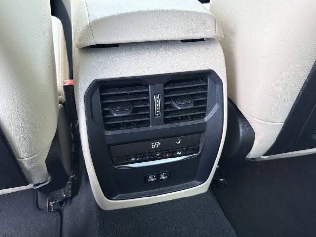 Used 2023 Skyscraper Grey Metallic BMW 330i image 16