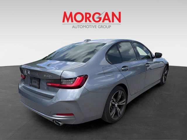 Used 2023 Skyscraper Grey Metallic BMW 330i image 4