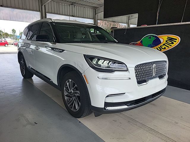2023 Lincoln Aviator Standard