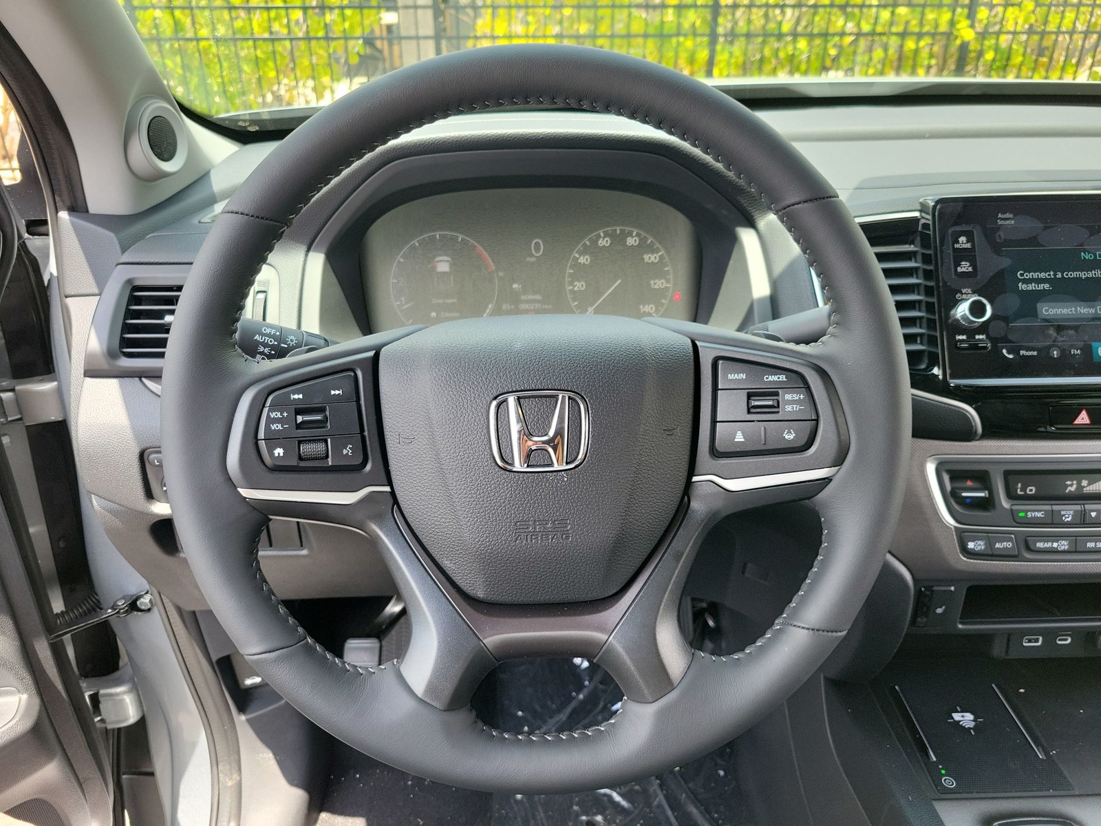New 2026 Solar Silver Metallic Honda RTL image 30