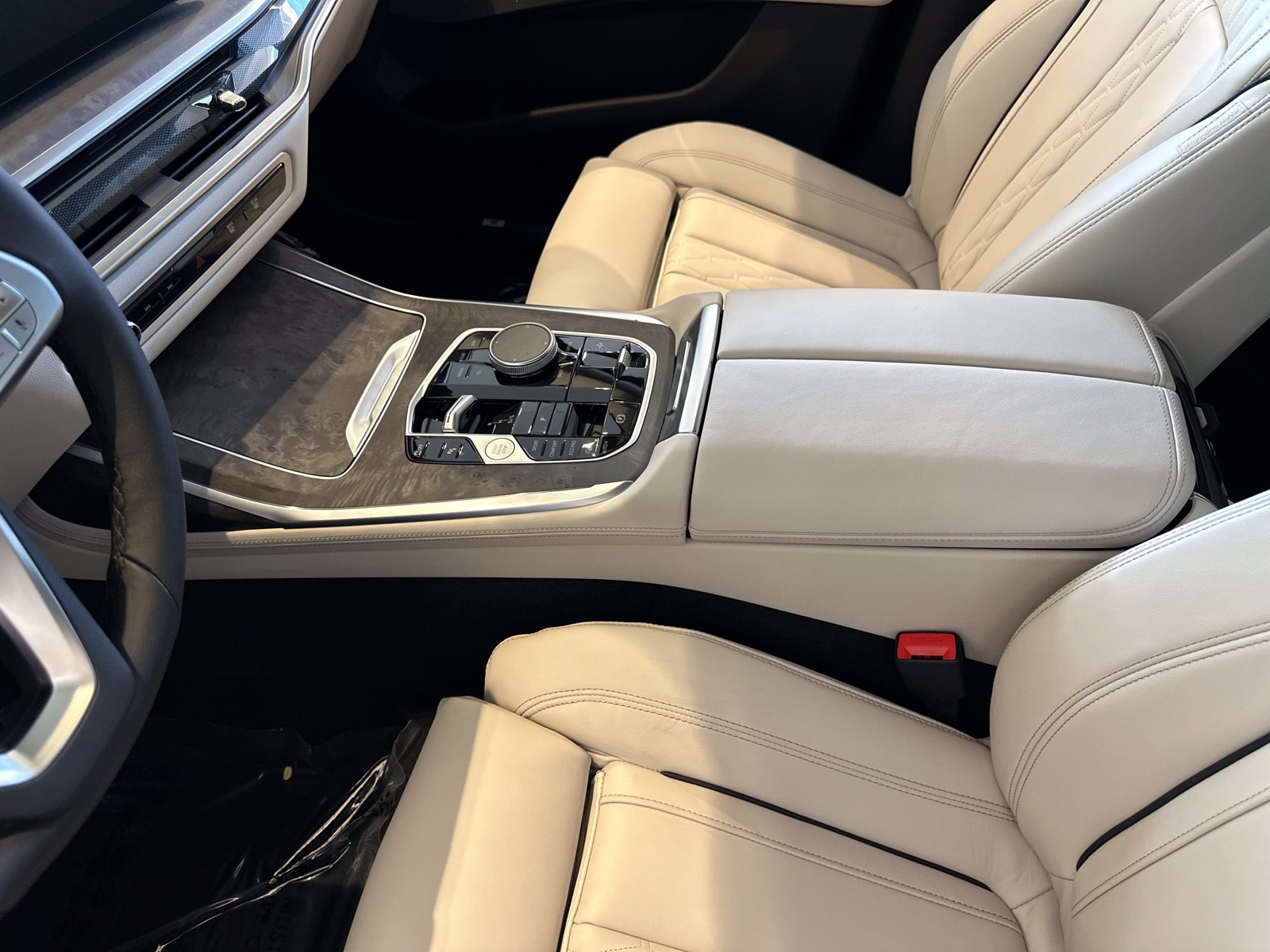 New 2027 Black BMW xDrive40i image 12