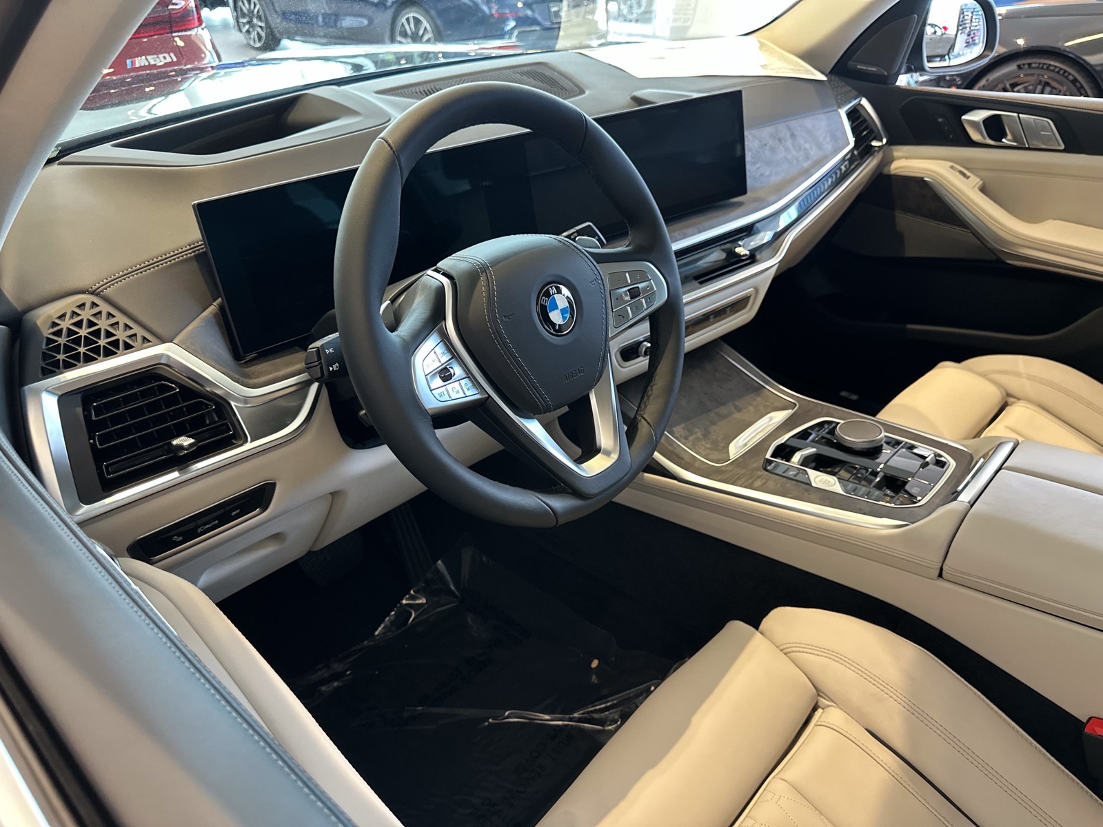 New 2027 Black BMW xDrive40i image 10