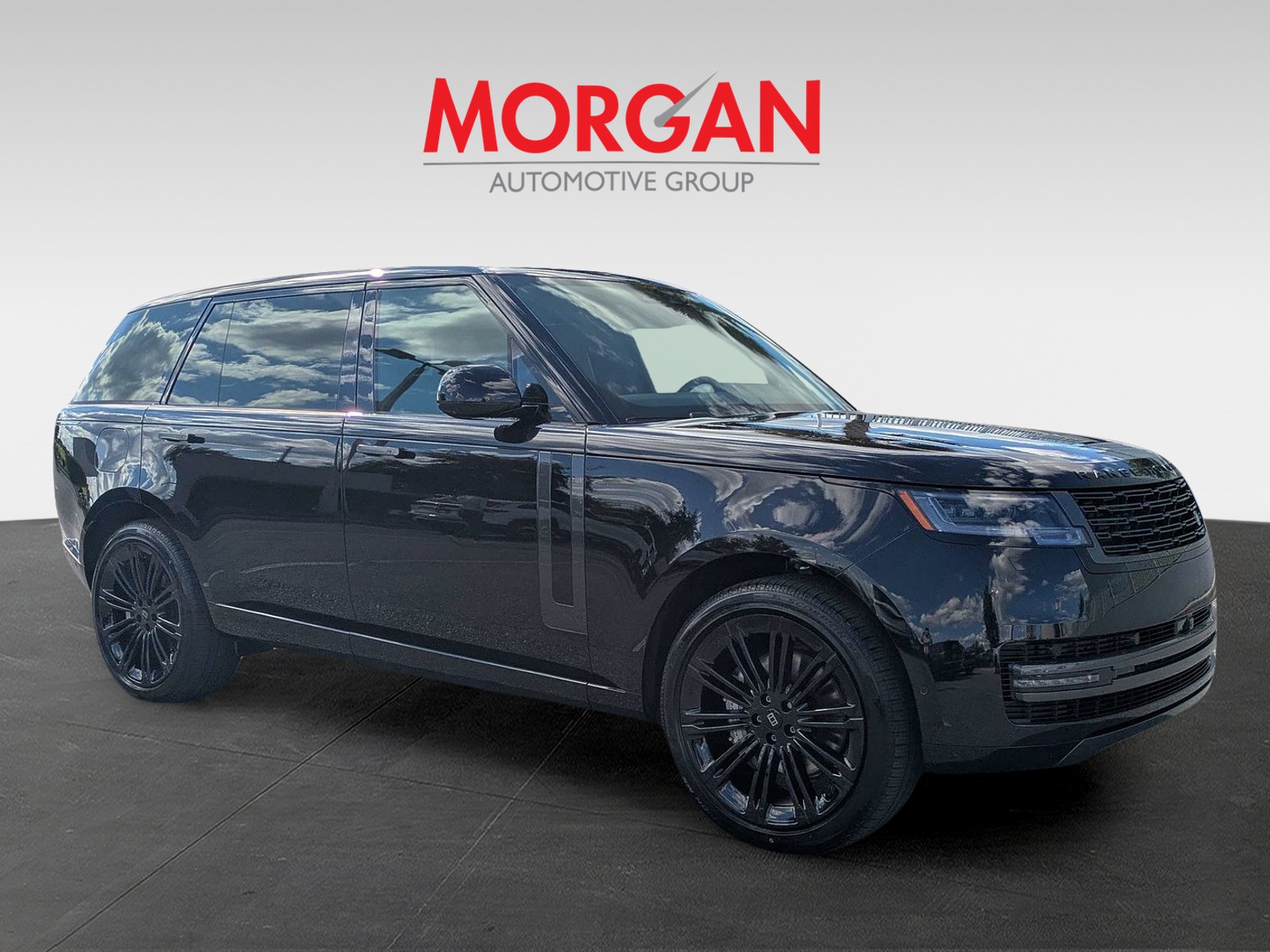 New 2027 Black Land Rover SE image 8