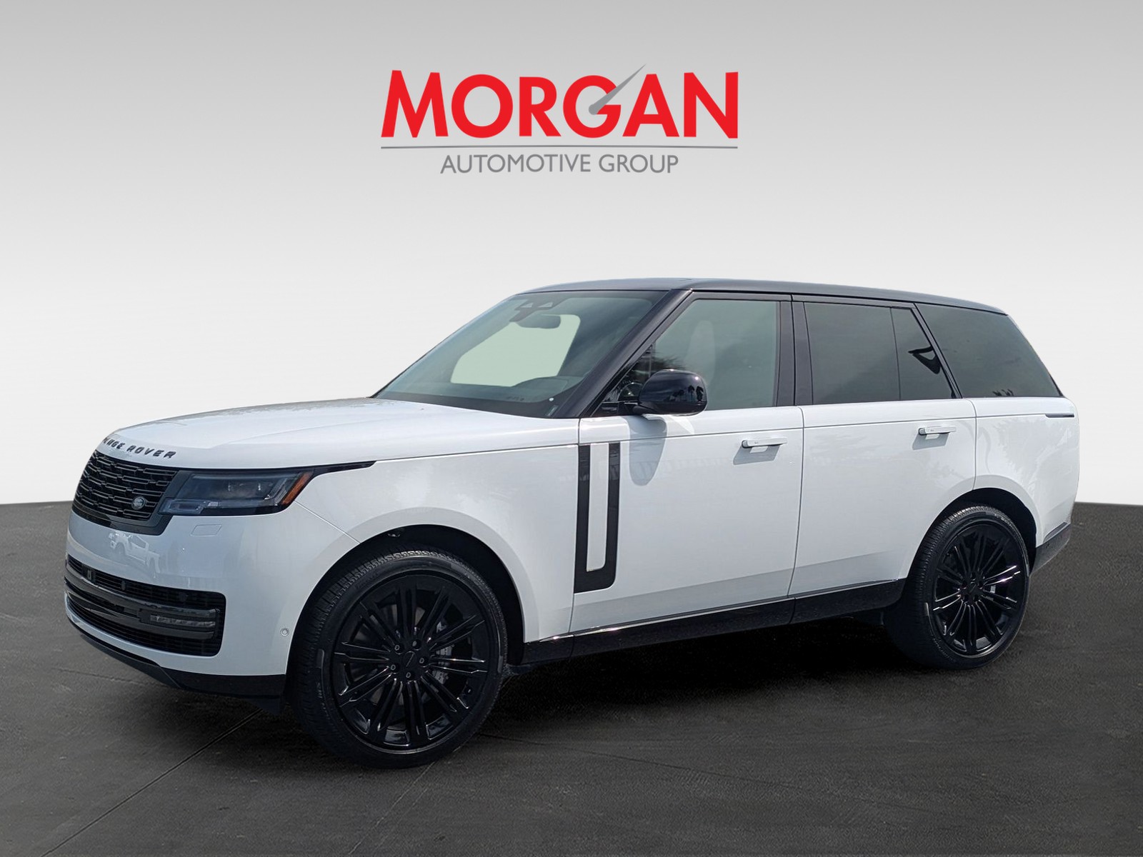 New 2026 White Land Rover SE image 2