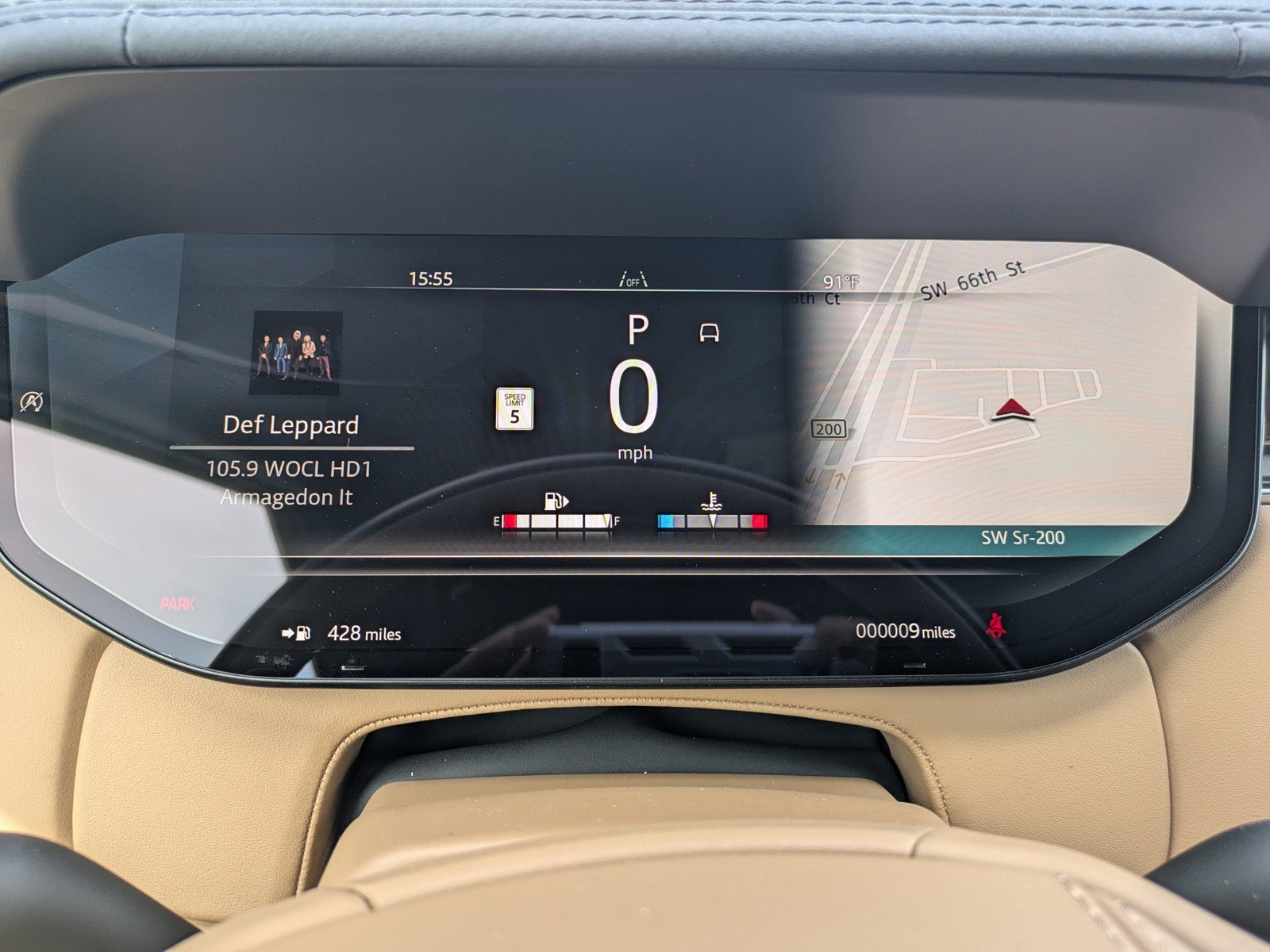 New 2026 White Land Rover SE image 28
