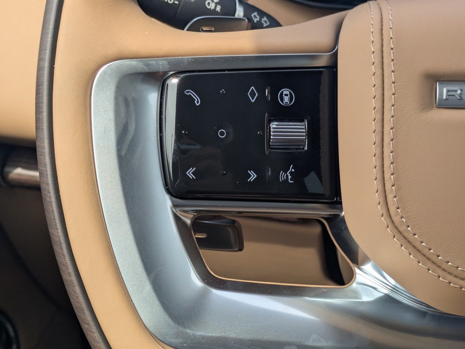New 2026 White Land Rover SE image 26